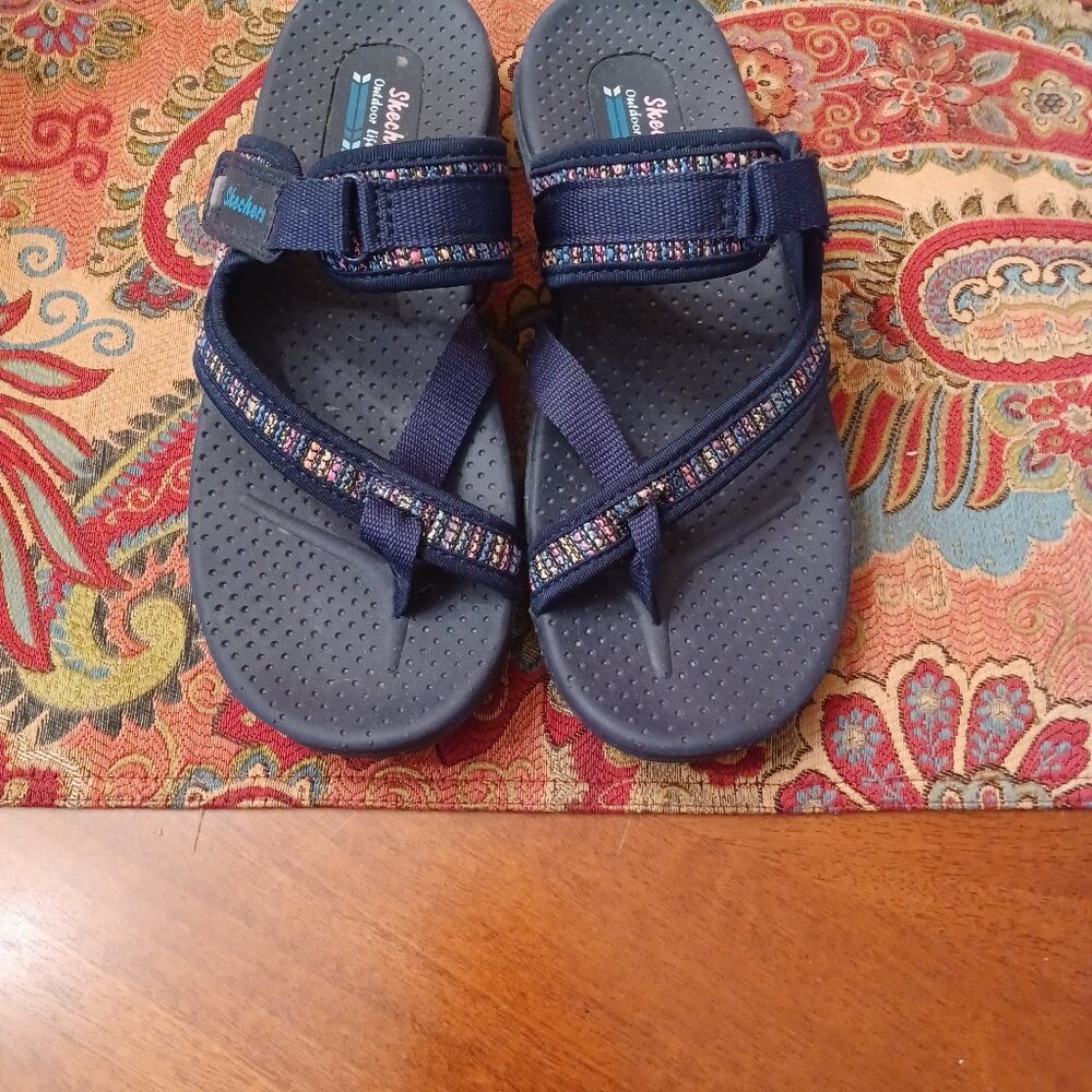 Like New Skechers Reggae Fest Hiking Sandals 8M Navy